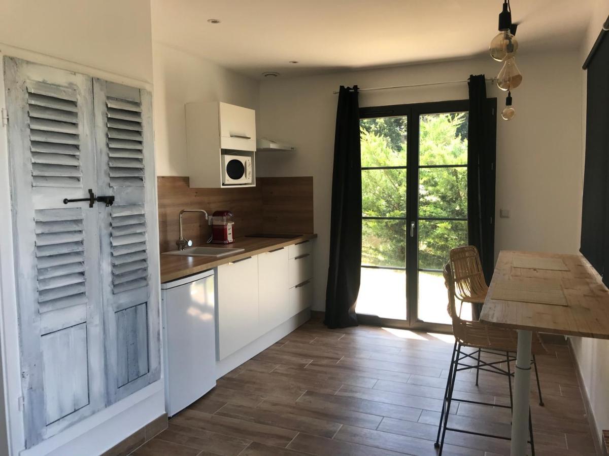 Gite Au Coeur Du Pays Cathare Verzeille Exterior foto